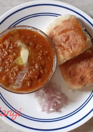 A picture of Pav Bhaji.