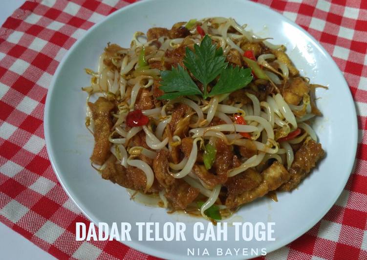 Dadar telor cah toge