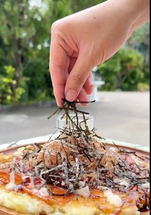 รูปของ โอโคโนมิยากิ 🔥🍳 ฉบับอังเคิลบาร์นส์