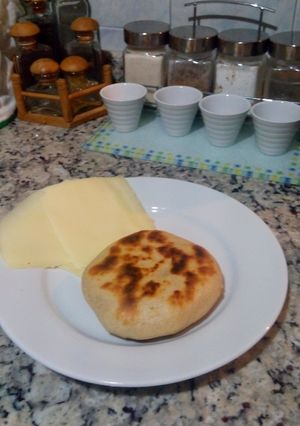 Una foto de Arepas rápidas de trigo para desayunar