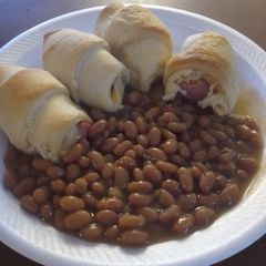 A picture of Piggies in a Blanket.