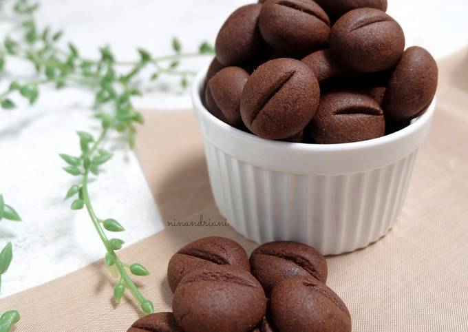 Cara Gampang Menyiapkan Coffee Bean Cookies, Enak Banget