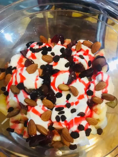 A picture of Creamy Fruit & Nuts Salad 🍌🍇🍎🥜.