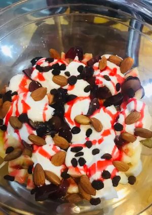 A picture of Creamy Fruit & Nuts Salad 🍌🍇🍎🥜.