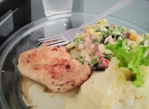 Una foto de Un plato frío para un evento especial para #Navidad