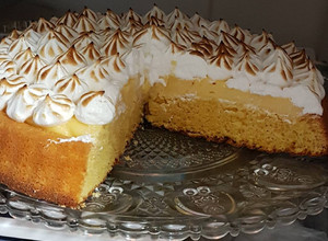 Foto principal de Bizcocho de crema de limón 🍋 y merengue