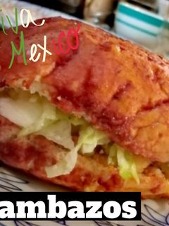 Una foto de Pambazos tradicionalmente deliciosos