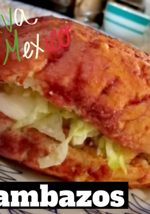 Una foto de Pambazos tradicionalmente deliciosos