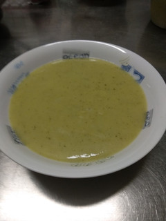Una foto de Puré de calabacín con aceite de oliva