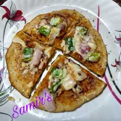 চটজলদি পিজ্জা(chotjaldi pizza recipe in Bengali) রেসিপির প্রধান ছবি