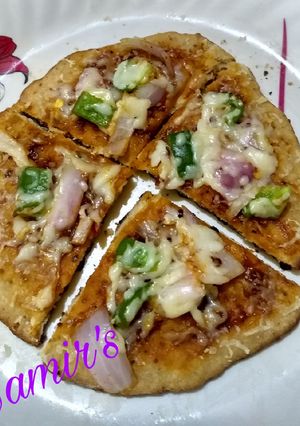 চটজলদি পিজ্জা(chotjaldi pizza recipe in Bengali) রেসিপির প্রধান ছবি