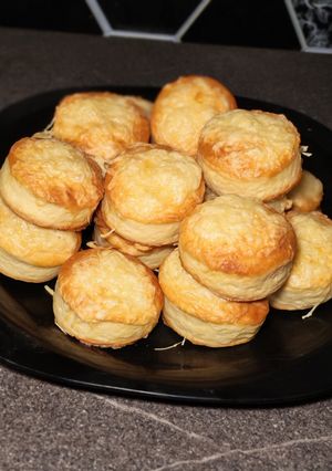 Sajtos pogácsa recept fotója