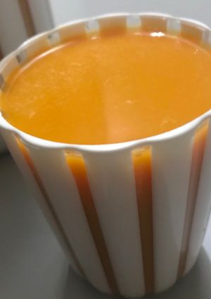 Lemun carrot da apple da kwakwa da kuma ginger🤤 ainihin hoton girkin