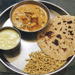 A picture of Malai Tawa paneer.