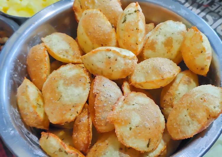 How to Make Award-winning Golgappe ki Puri (kasuri methi flavoured)
