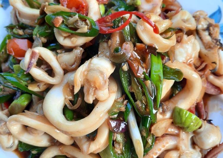 Resep Tumis Cumi Pete Anti Gagal