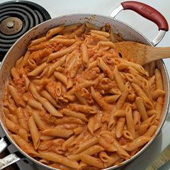 A picture of Vodka Sauce (My Version).