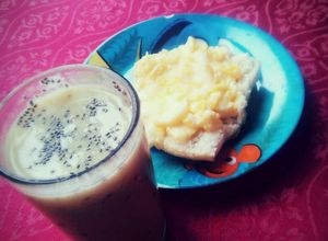 Una foto de Batido de kiwi, plátano y avena