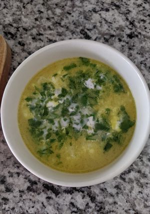 Una foto de Sopa de garbanzos con curry (vegano)