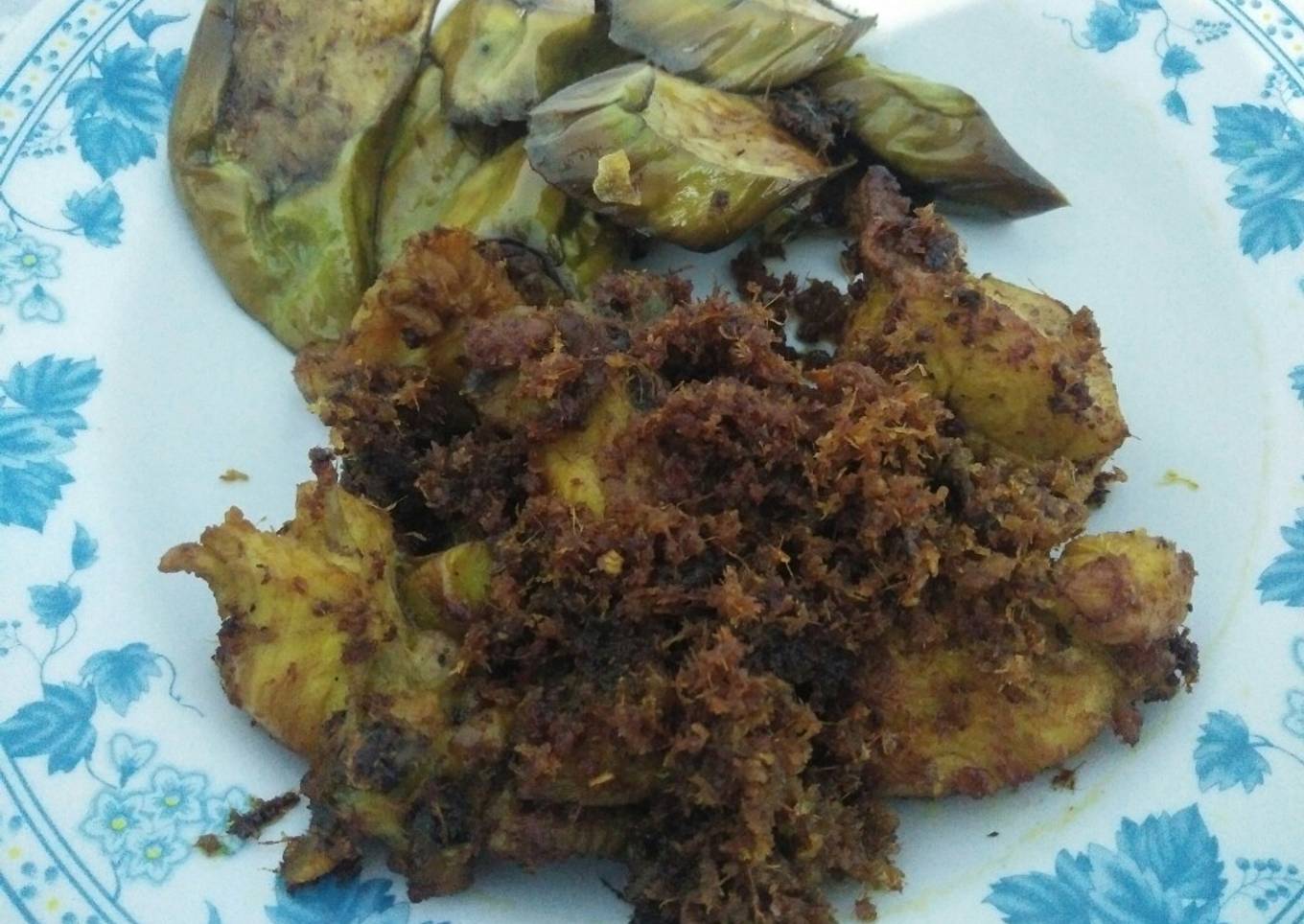 Ayam goreng lengkuas
