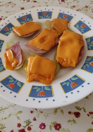 Una foto de San Jacobo de patatas