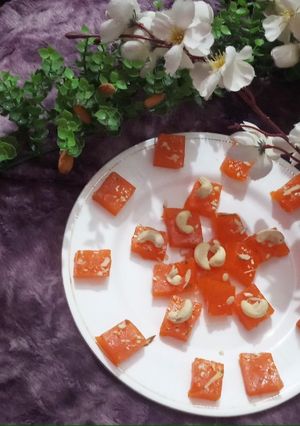कराची हलवा (Karachi Halwa recipe in hindi) रेसिपी मुख्य फोटो