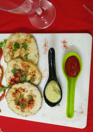 A picture of Mini Veg Uttapam.