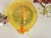 Una foto di tortelli agli spinaci