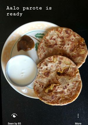 A picture of Aloo paratha.