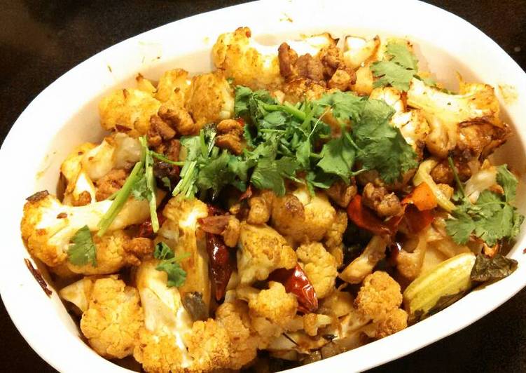 Easiest Way to Prepare Homemade Roasted cauliflower 郫县豆瓣酱汁烤花菜