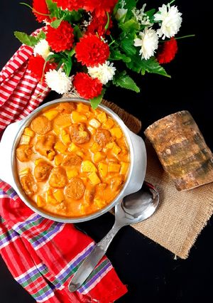 মটর ডালের বড়া ও কচুর রসা রেসিপির প্রধান ছবি