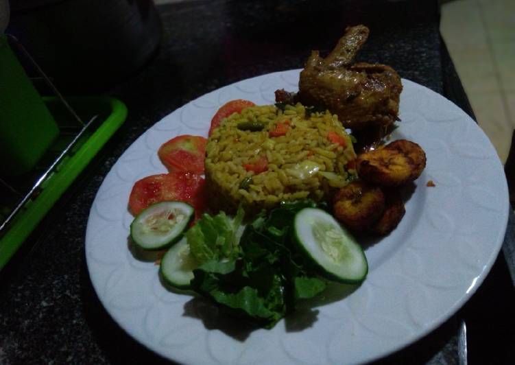 Recipe: Delicious Coconut Fried Rice and TLC salad This is Secret Recipe  From Best My Grandma's Recipe !!