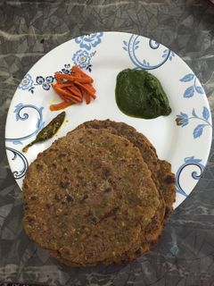 મેથીના થેપલા (Methi Thepla Recipe in Gujarati) રેસીપી મુખ્ય ફોટો