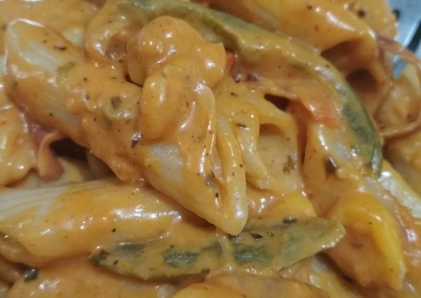 Steps to Make Quick Red sauce pasta