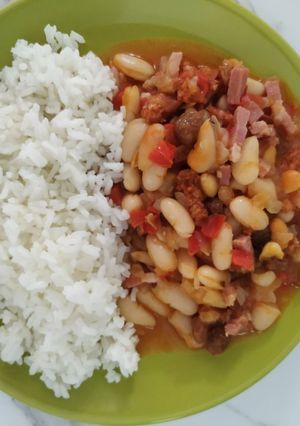 Una foto de Moros y Cristianos