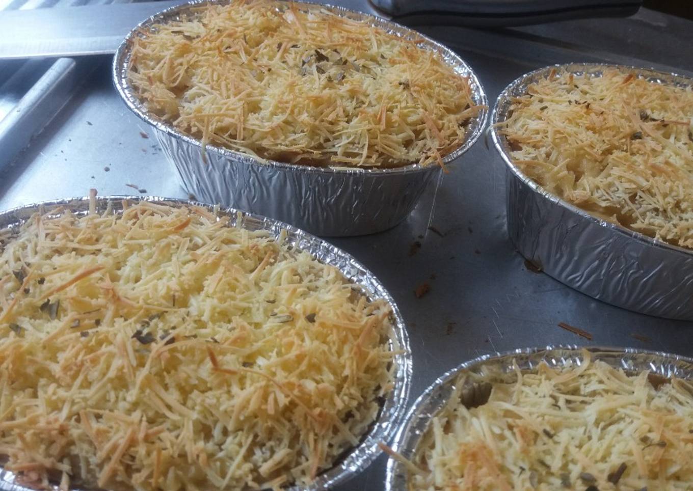 Macaroni schotel (with bechamel)