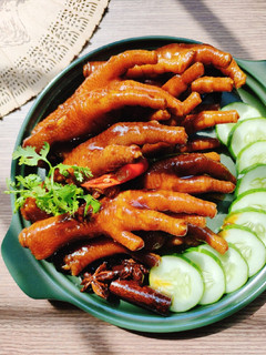 Hình của món Chân gà om xì dầu.