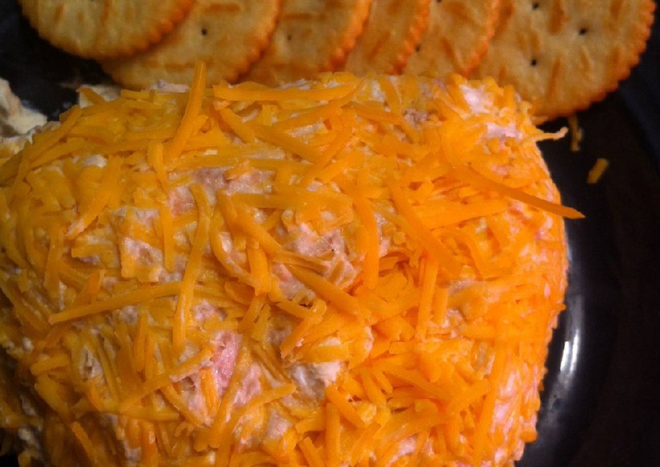 Easy Addictive Cheese Ball