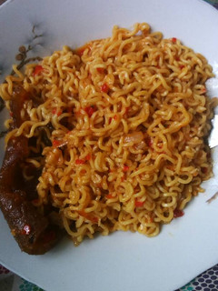 A picture of Peppered noodles and cow skin.