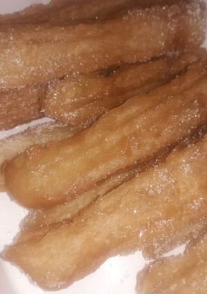 Una foto de Churros sin churrera economico🤭