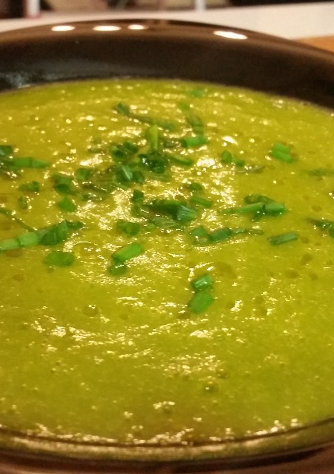 Una foto de Crema de calabaza con espinacas