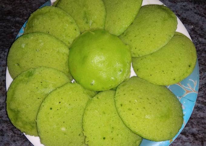 Idli cake