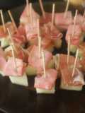 Banderillas dos jamones con melón