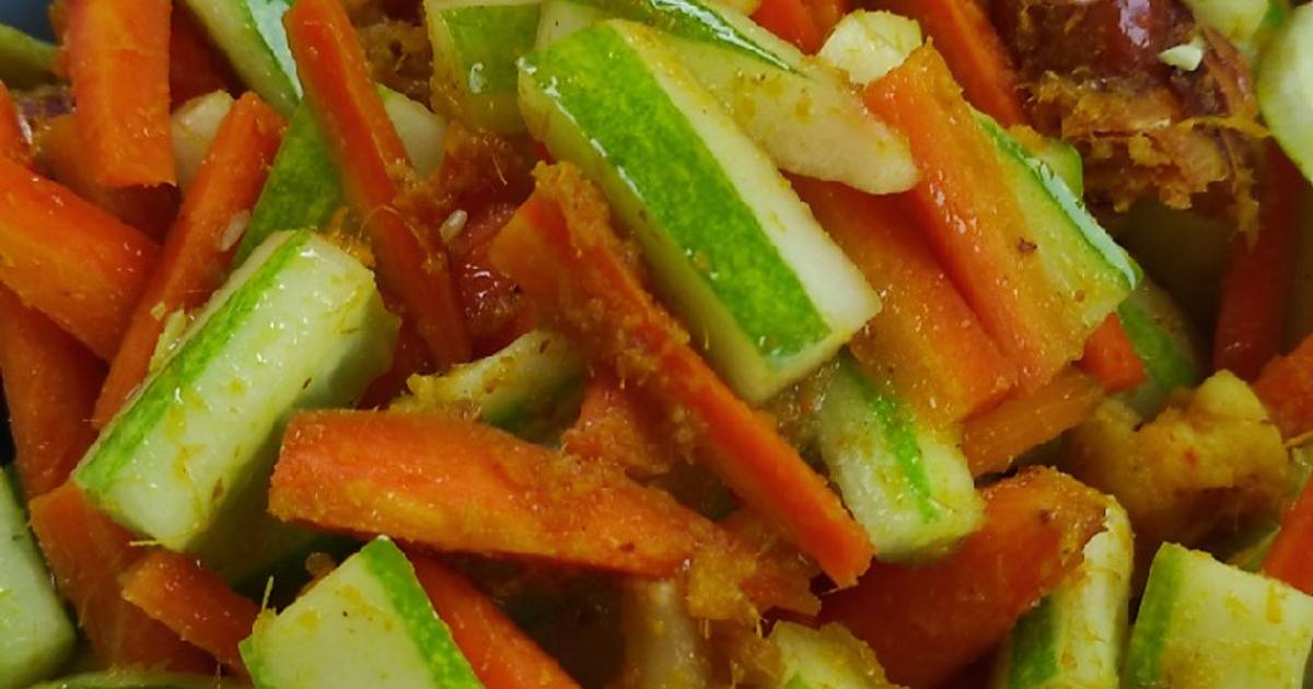 Resep Timun wortel acar kuning oleh Olive Setiady - Cookpad