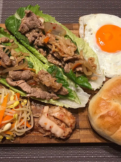 泡菜豬肉貝果餐 的食譜成品照片