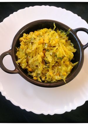 कोबीची भाजी (kobichi bhaji recipe in marathi) रेसिपी चे मुख्य फोटो 