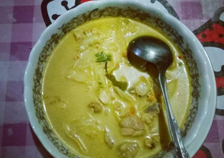 Tongseng kuning ayam