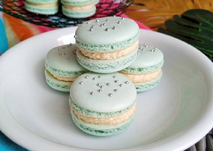 Macaron isi Cheddar Cream