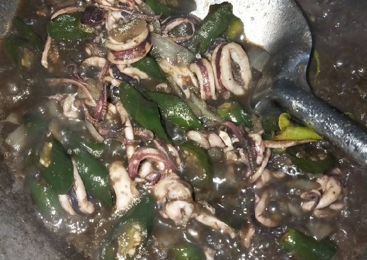 Resep Cumi cabe hijau tinta hitam yang Enak