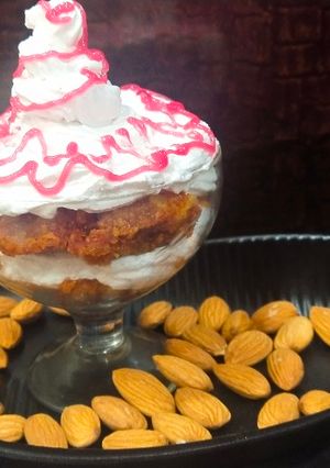 गाजर का हलवा (gajar ka halwa recipe in Hindi) रेसिपी मुख्य फोटो
